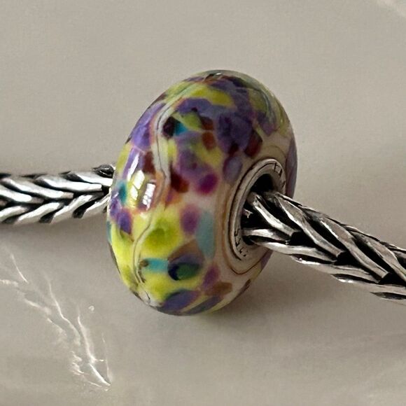TROLLBEADS Authentic Troll Stone LAA 925S Purple Green Pink Blue Mosaic Confetti - Picture 3 of 11